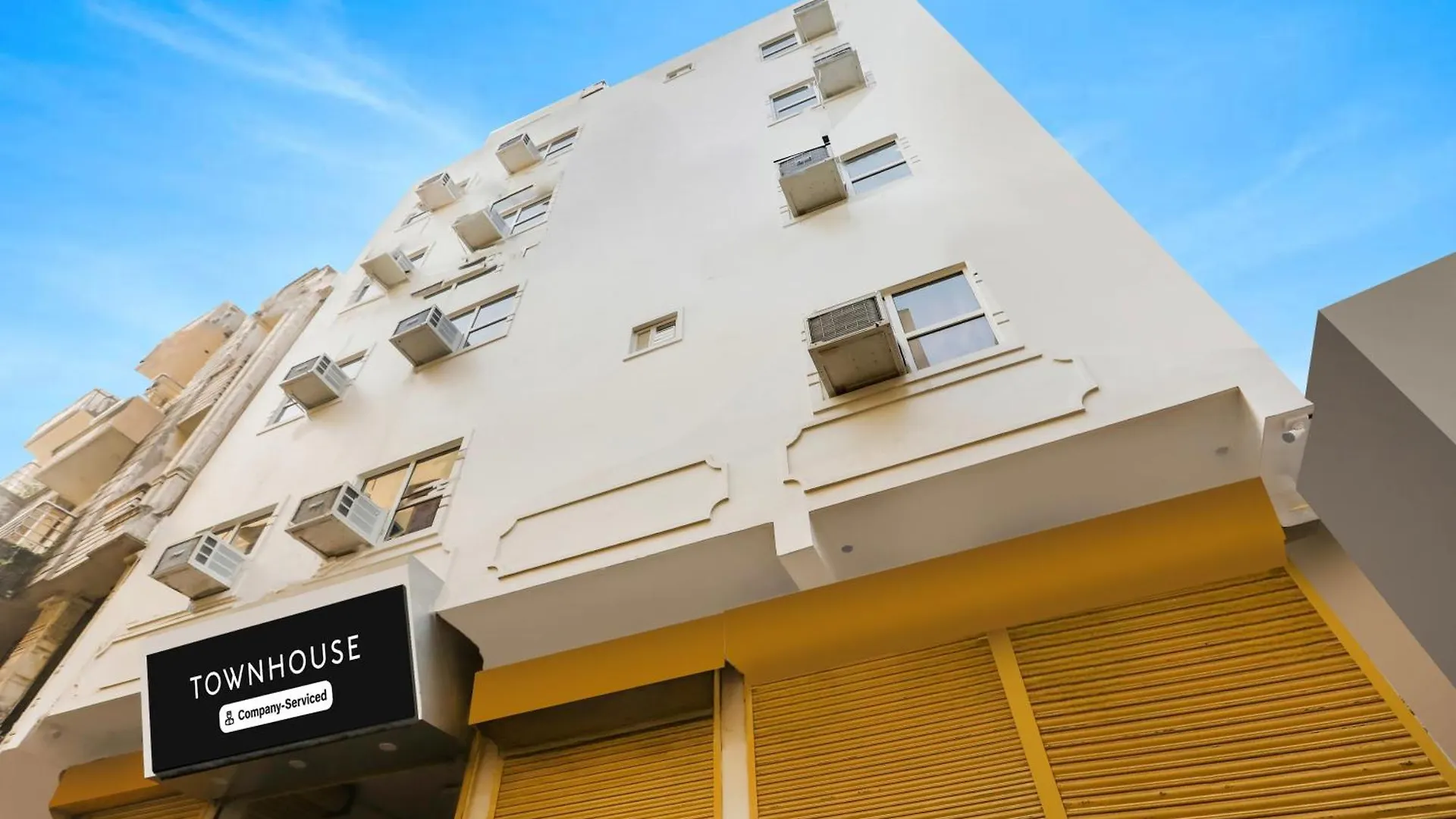 Super Townhouse Ghunghrani Street Godowlia Formerly Raghuveer Temple فاراناسي 0*,  الهند